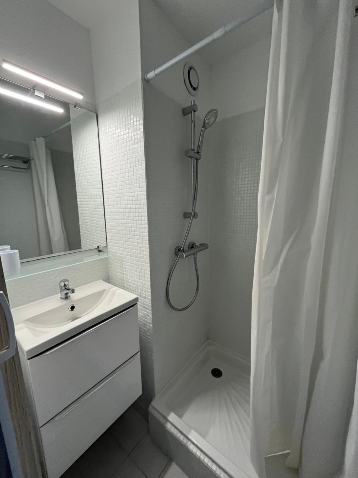 Appartement 2 Pieces + Cabine, 6 Couchages Le Grau-du-Roi Kültér fotó